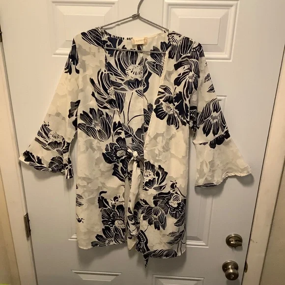 altar’d state| Burnout Tie Front Kimono Bell Sleeves Boho Floral *Flaw* Sz S - Picture 8 of 8